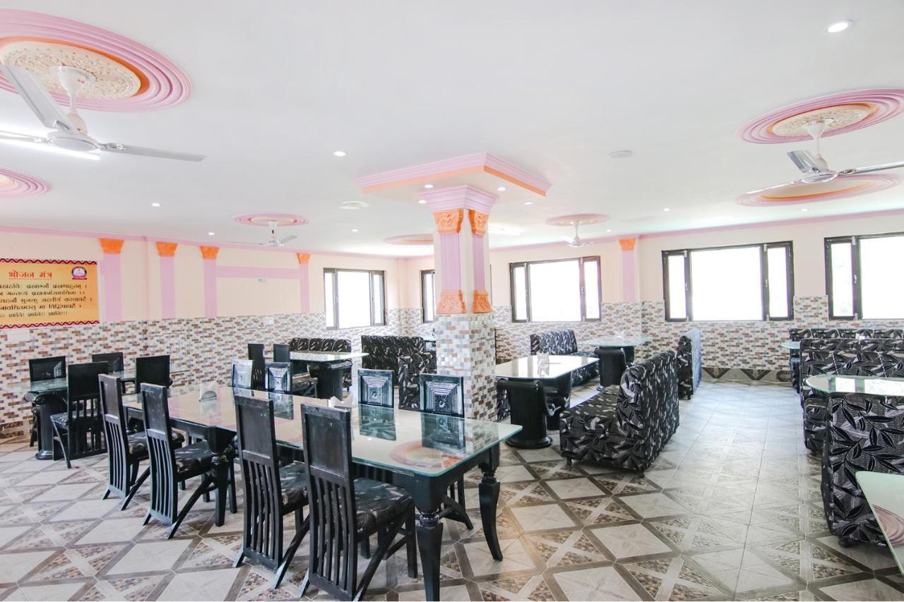 Fabhotel Prime Wonder World Resort Dharamshala Bagian luar foto